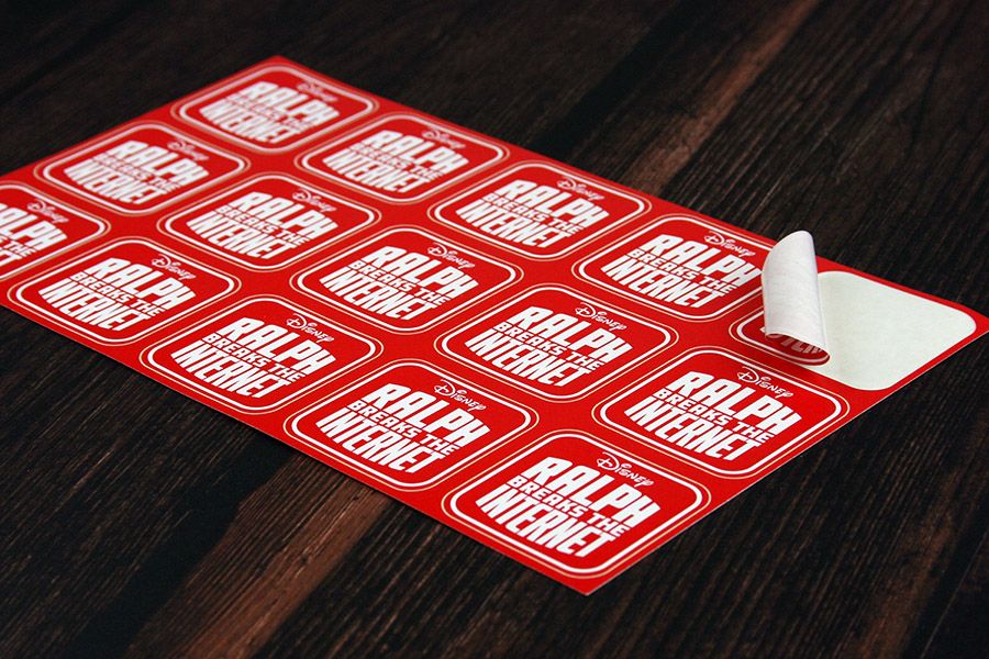 stickers voor film met meerdere uitpeblare stickertjes op een A5 stickerblad